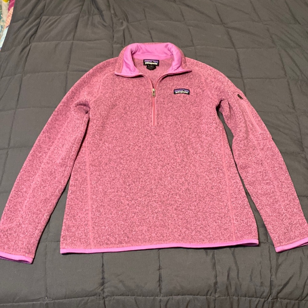 Patagonia pink quarter zip